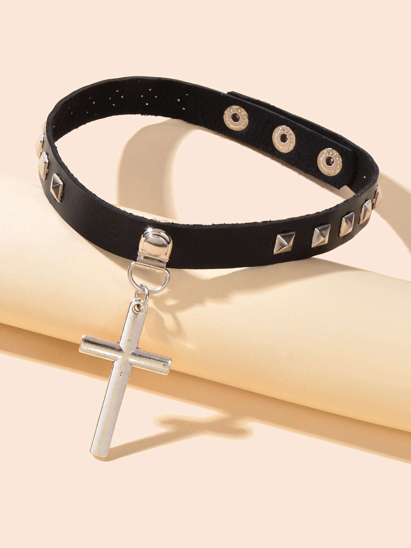 Hip Hop Red Black Pu Leather Spike Adjustable Short Choker Silver Cross Necklace-1